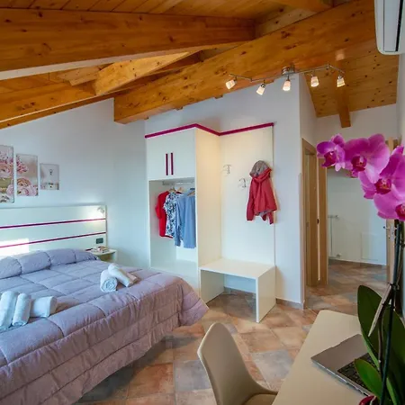 Hakuna Matata Tra Sentieri Lägenhet *